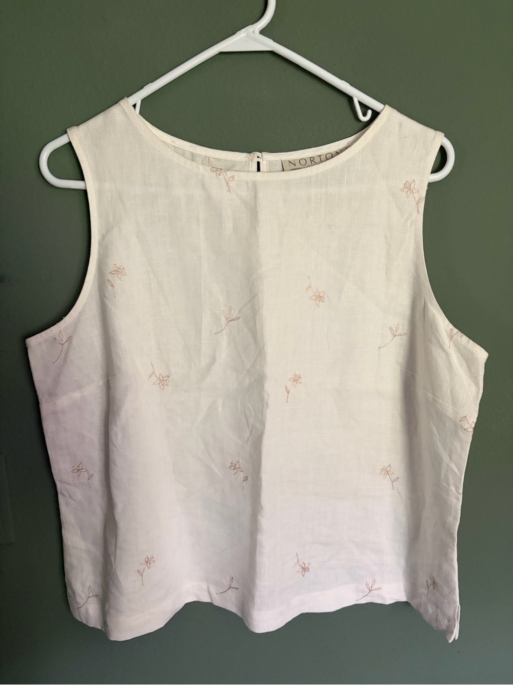 Norton McNaughton Cream Linen Tank with Tan VM Floral Stitching